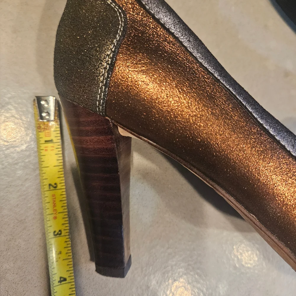 C.Petula‎ Made In France Womens Metallic 2 Toned Star Acc. Brushed Leather Heels